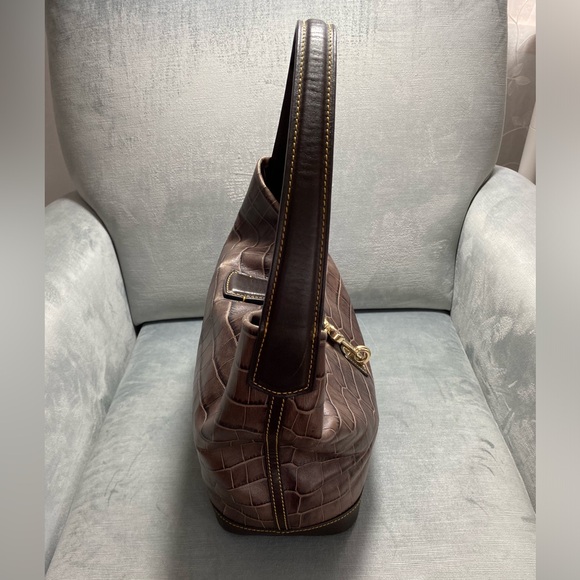 Doonie and Bourke croc logo lock hobo bag amazing condition 11” x 5” x 12” Brown - Picture 6 of 17